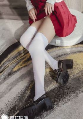三男玩一女免费a级